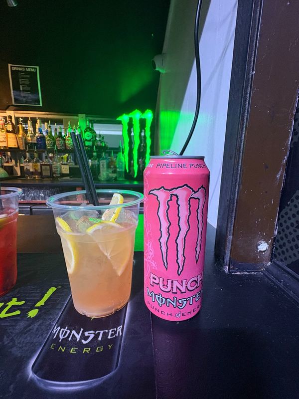 Pipeline Punch cocktail